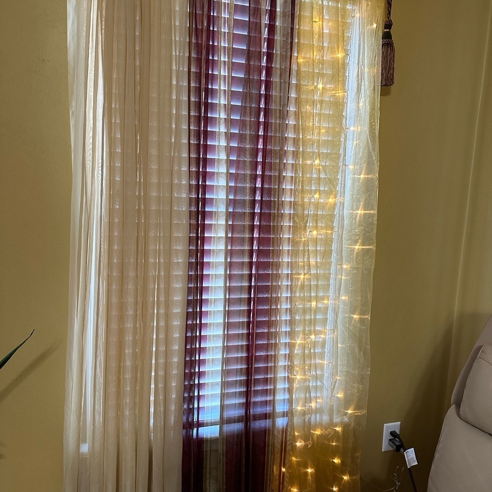 Pre-Lit Elegant Gold Sheer Curtain with LED Lights 2 Panels